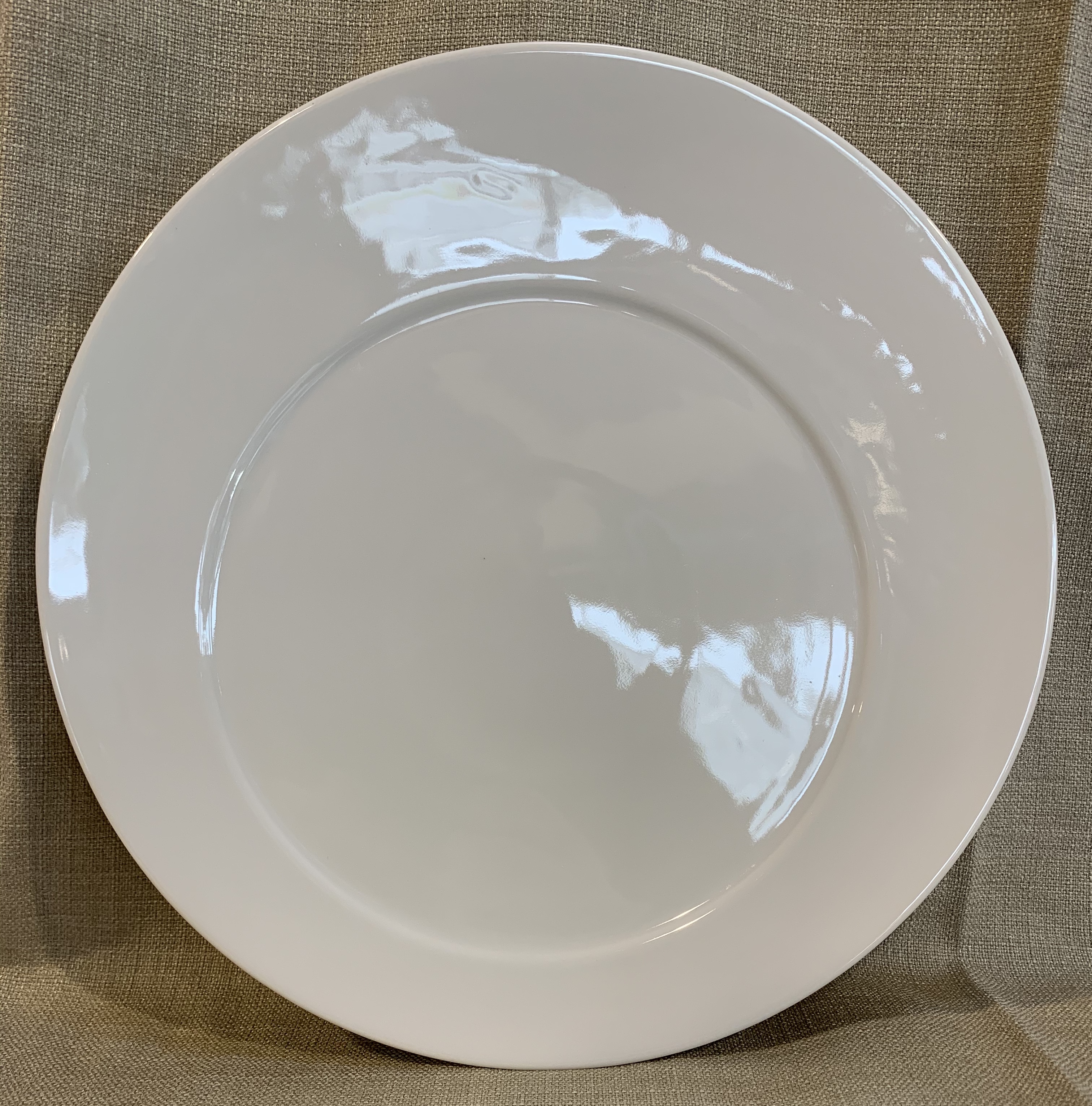Assiette plate blanche Asymétrique 32cm