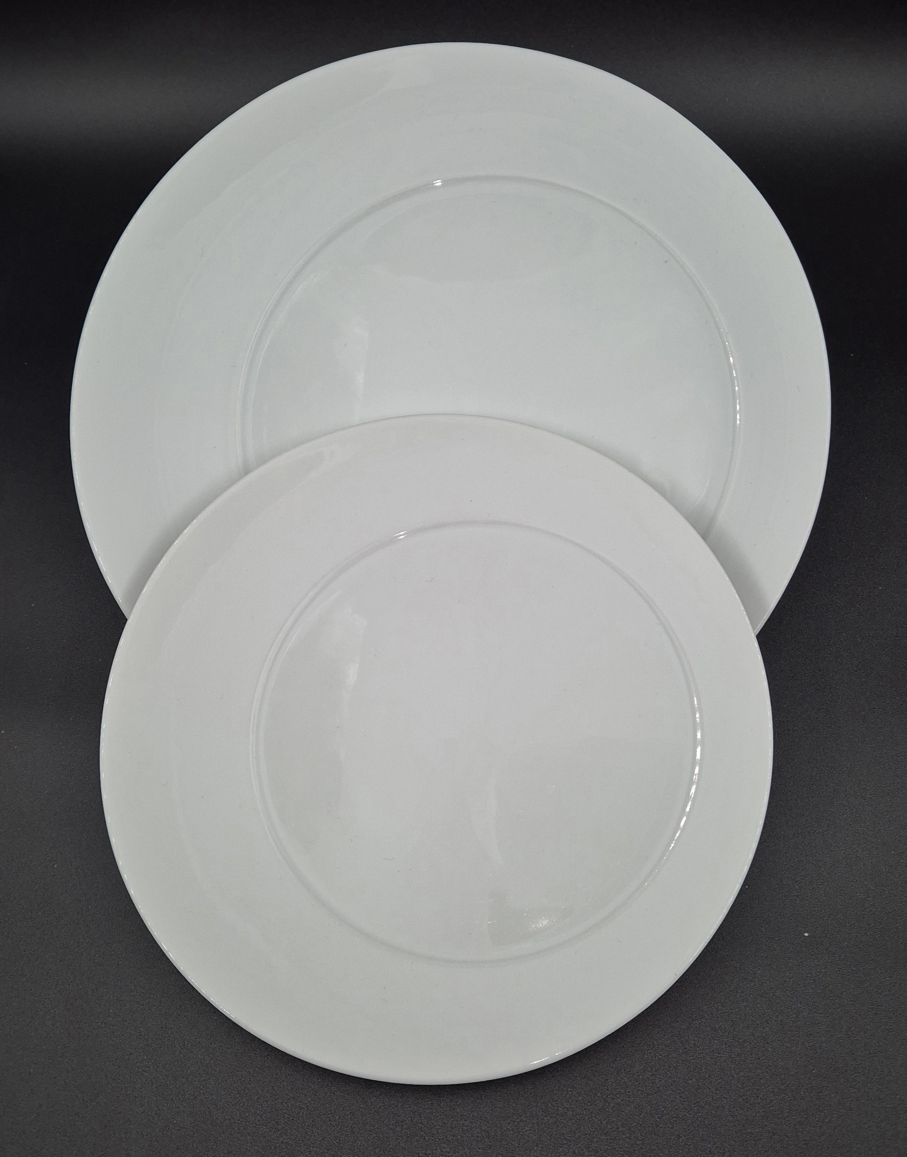 Assiette Plate Asymétrique 23 cm